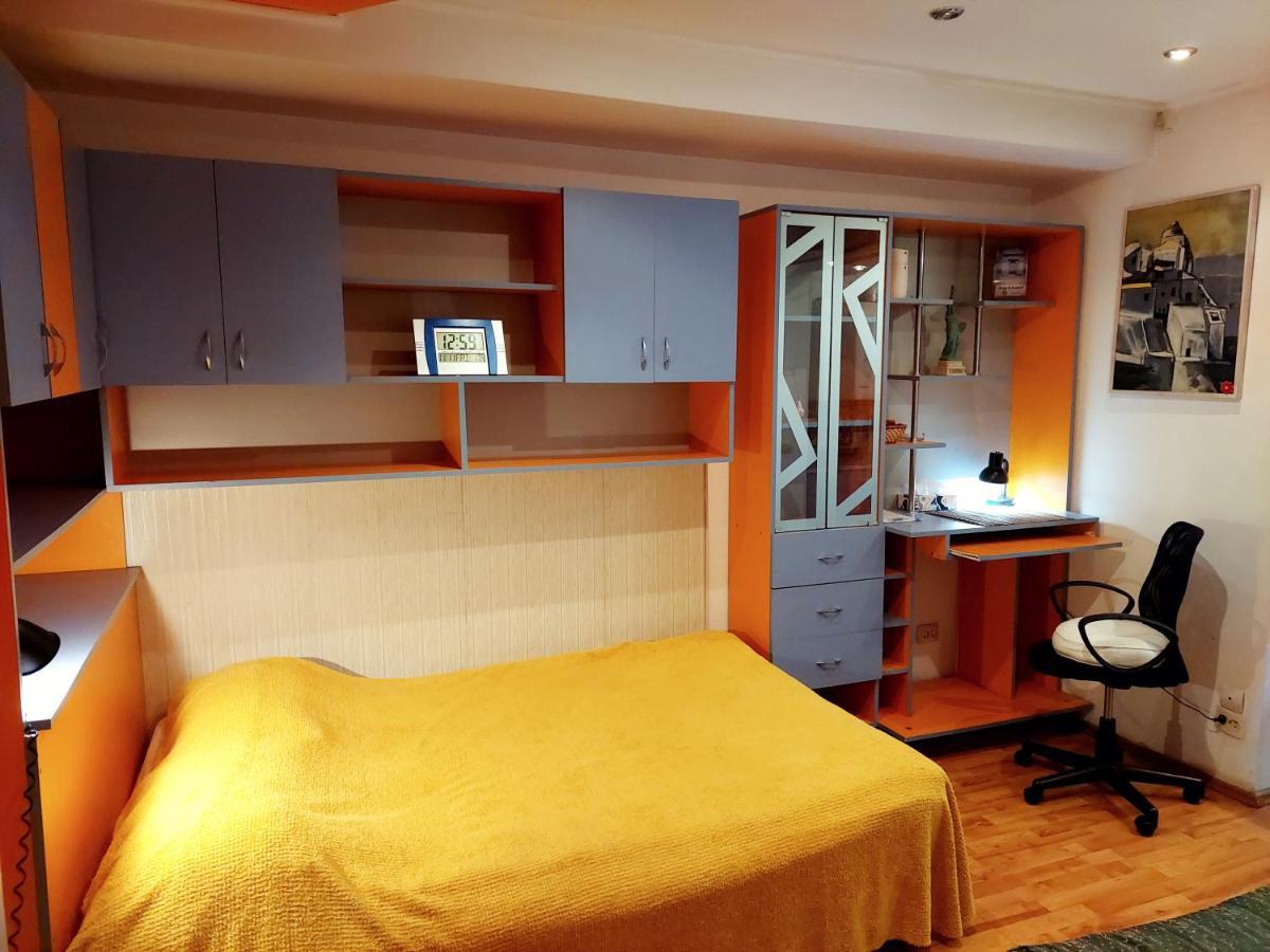 Studio French Embassy, Amzei Historic Center Bukarest Eksteriør billede