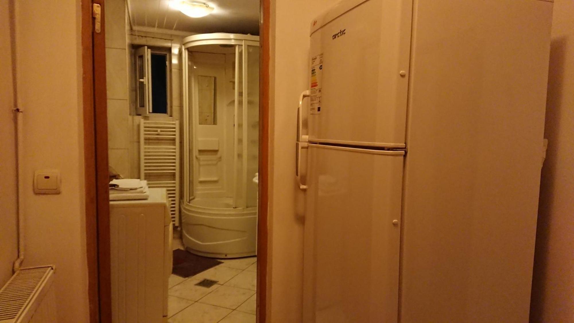 Studio French Embassy, Amzei Historic Center Bukarest Eksteriør billede
